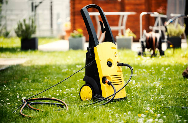 Best Animal Enclosure Cleaning  in Flowery Branch, GA